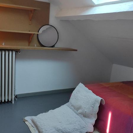 Grande Maison Ancienne Simple Et Spacieuse. Vichy Zewnętrze zdjęcie